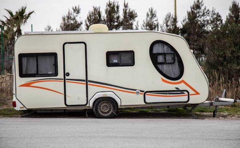 Hybrid Caravan Exterior